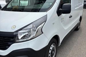 Renault Trafic 1.6 dci 120cv solo 31.000 km