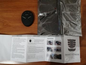 Elettrostimolatore a batterie per addominali