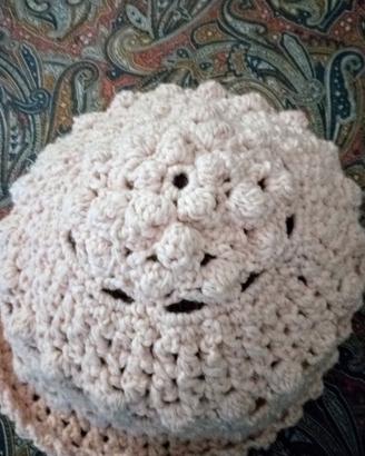 CAPPELLO MORBIDO IN LANA ROSA