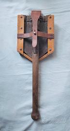 Pala pieghevole Wehrmacht ww2 con custodia.