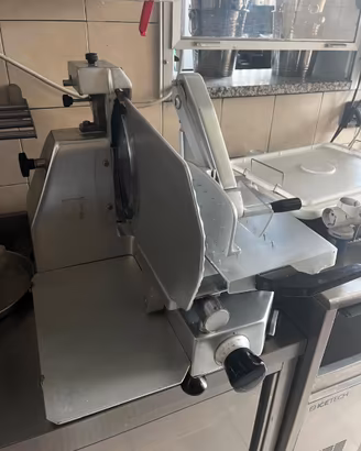 Affettatrice professionale