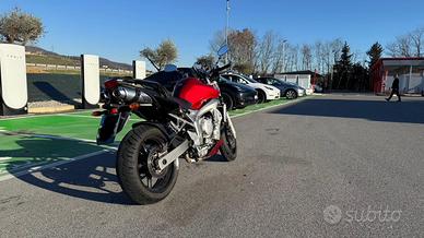 Yamaha FZ6 - 31.000 km