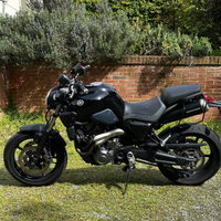 Yamaha MT 03 del 2006