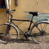 City Bike Uomo 28 – Nera – Con Cambi – Sella Nuova