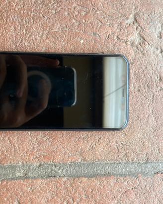 IPhone 11 per pezzi di ricambio.