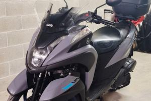 Tricity 125 praticamente nuovo