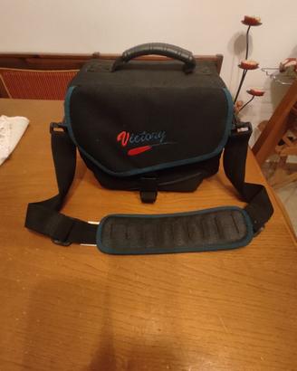 Kit custodia macchina fotografica + treppiede