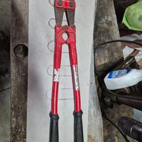 trancia ferro bulloni