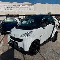 Smart ForTwo 1000 52 kW MHD coupé pure