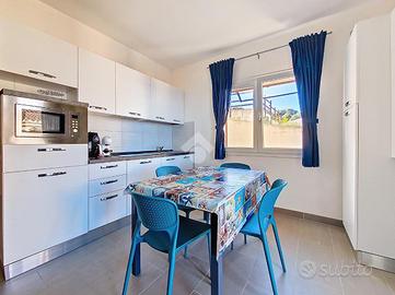 2 LOCALI A TRINITÀ D'AGULTU E VIGNOLA