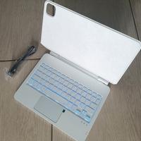 Tastiera magnetica per iPad