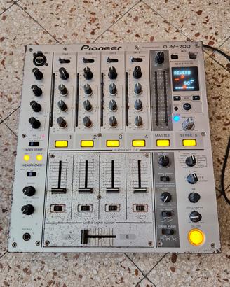 djm 700 pioneer
