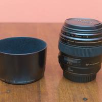 Canon EF 85mm f/1.8 USM