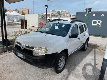 DACIA DUSTER 1.6 BENZINA