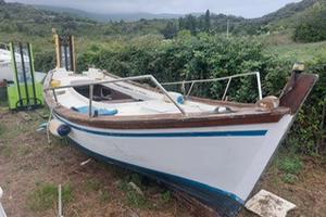 Barca 6m lancia gozzo genovese per fuoribordo lung