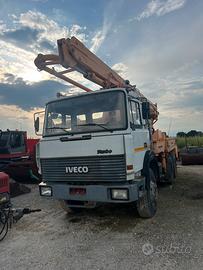Iveco 330.36 pompa calcestruzzo