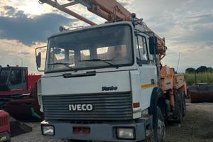 Iveco 330.36 pompa calcestruzzo