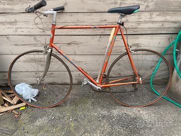 Bicicletta da corsa Argiró