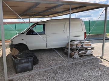 nissan vanette 2000