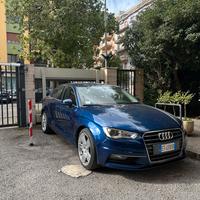 Audi A3 Sedan - stronic - 150 cv diesel