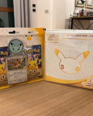 ETB 30° Pokemon + Case  + 2 buste Eevee