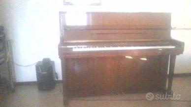 Pianoforte Furstein Farfisa