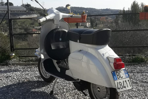 Vespa primavera 1971 conservata. Con CRS