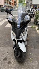 Yamaha X-Max 250 - 2011 + Termocoperta Tucano