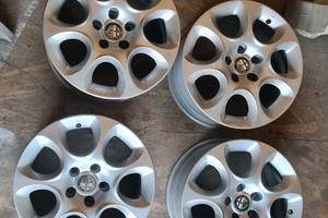Cerchi in Lega Alfa romeo 159 come nuovi