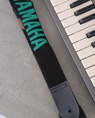 YAMAHA SHS10