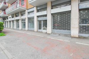 NEGOZIO A MELEGNANO