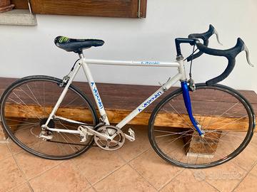 Bici da corsa vintage (epoca).