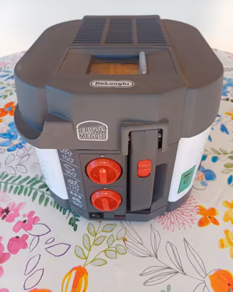 Friggitrice elettrica tradizionale De Longhi