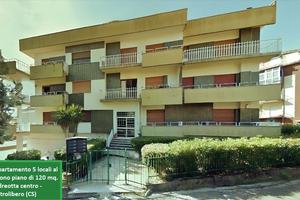 5 locali Castrolibero 120 mq Andreotta centro