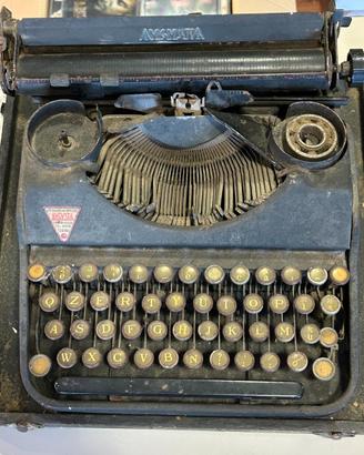 Macchina da scrivere vintage Augusta (Torino)
