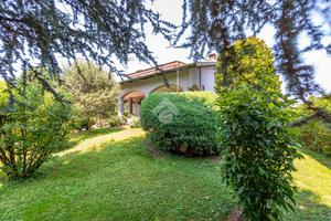 VILLA SINGOLA A RESCALDINA