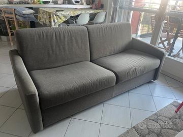 DIVANO LETTO