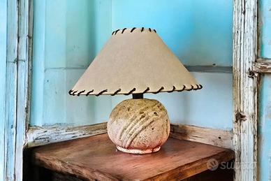 Elegante e suggestiva lampada vintage