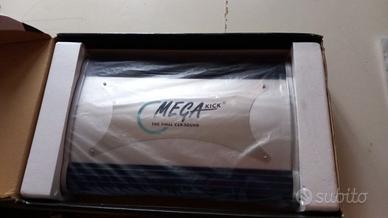 Amplificatore automobile 4 x 320W max