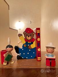 Set in legno con fermalibri