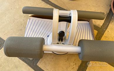 Attrezzo universale da palestra