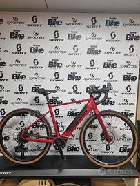 Megamo e-bike gravel kansas 2024  con 500 km