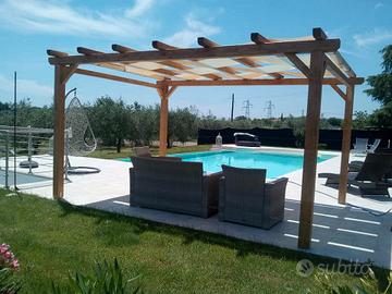 pergolato in legno con telo pvc