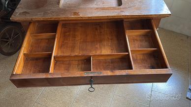 Toeletta con specchio orientabile fine 900