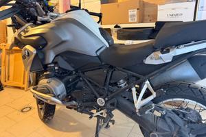 BMW R 1200  Gs 2015 incidentata .