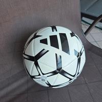 Pallone da calcio Adidas size 4