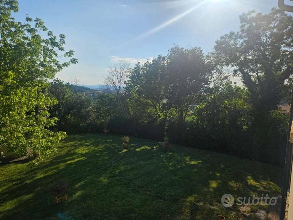 Rustico / Casale di 260 m² con più di 5 locali a A - View 5