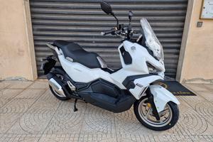 SYM ADX 125 ABS TCS E5+ Bianco - PROMO