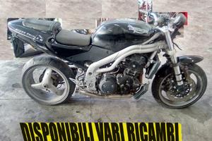 TRIUMPH SPEED TRIPLE  955 ANNO 2004 x RICAMBI