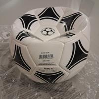 pallone calcio adidas